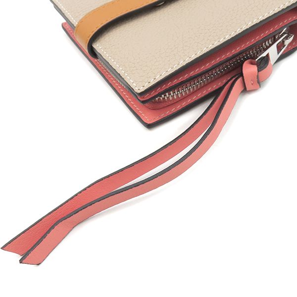 LOEWE 二つ折り財布