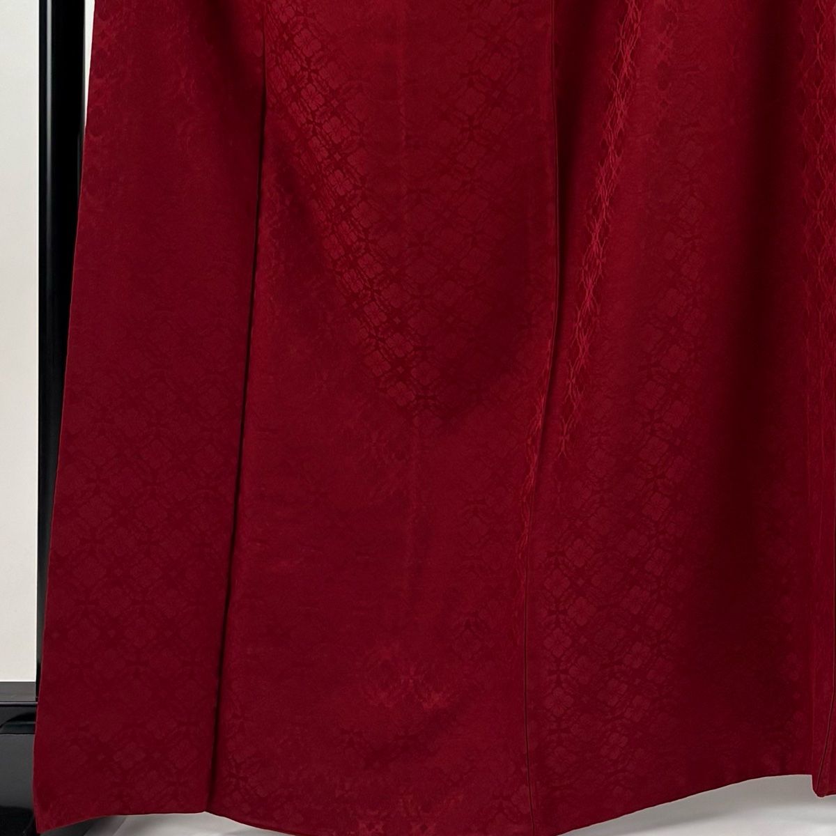 振袖 身丈166cm 裄丈67.5cm L 袷 地紋 えんじ色 正絹 秀品 一つ紋