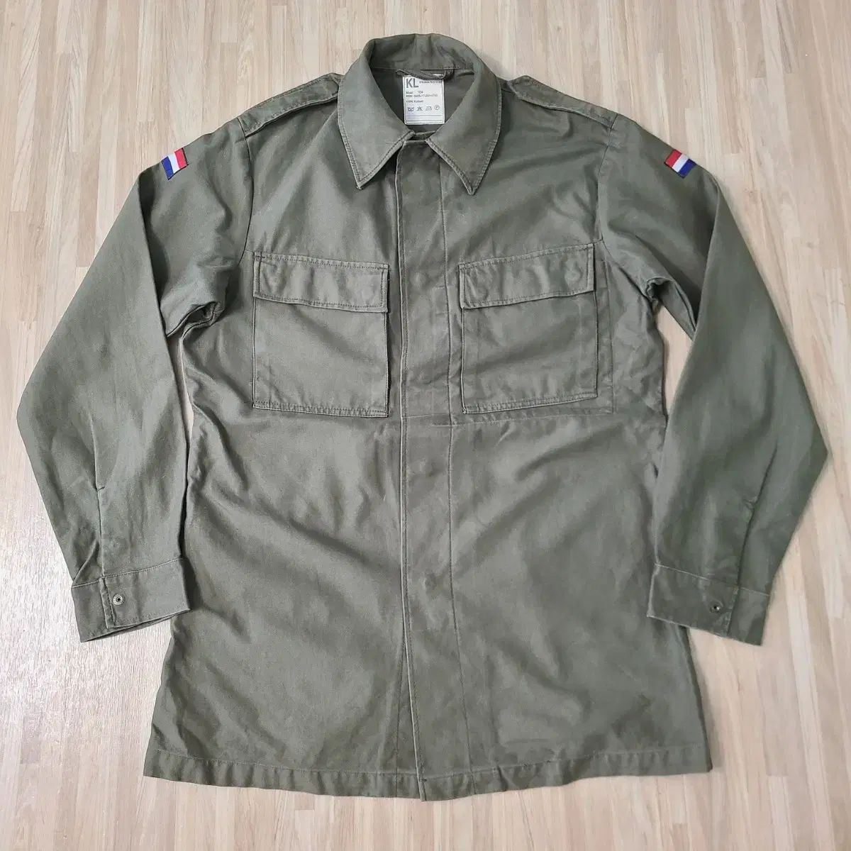 オランダ軍 100 105