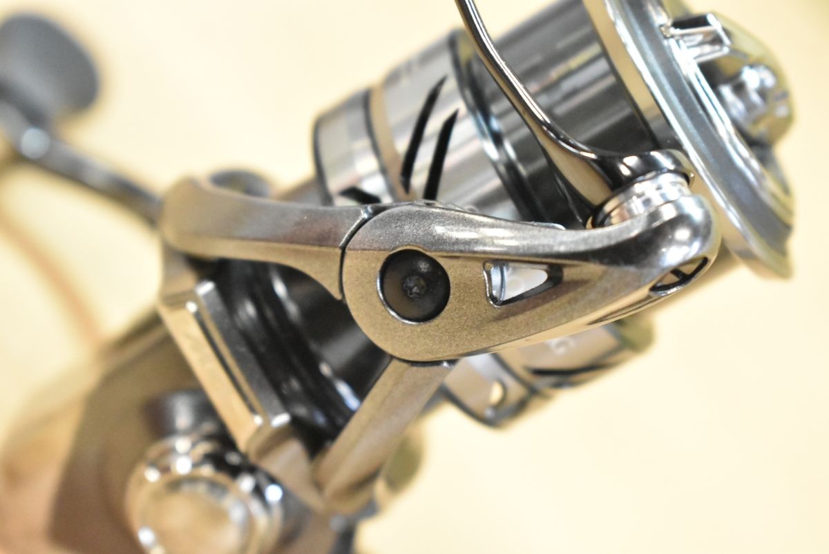 フィッシング シマノ 21 コンプレックス XR C2000 F4 HG SHIMANO