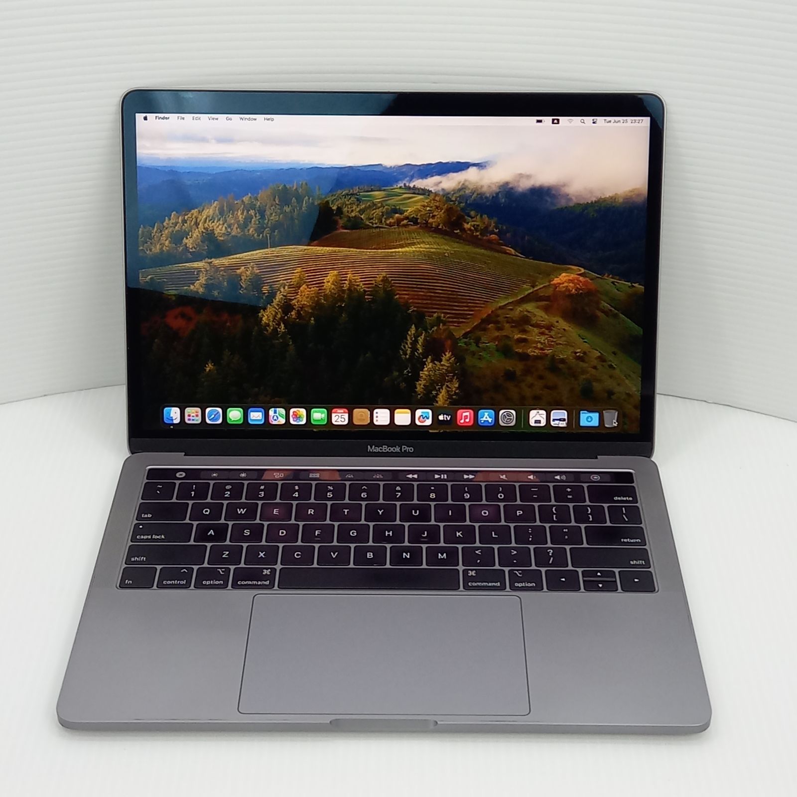 MacBook Pro 2017 13インチTouch Barあり