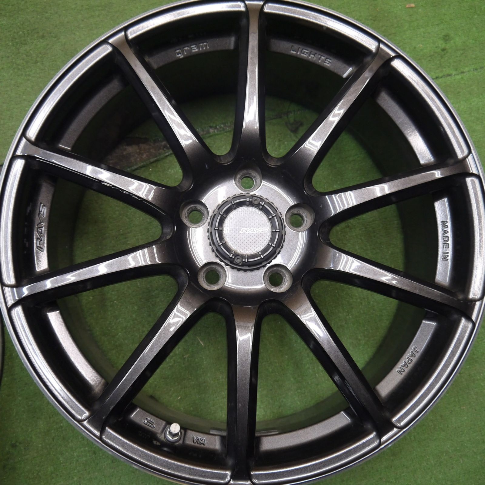 ホイール 18×7.5J