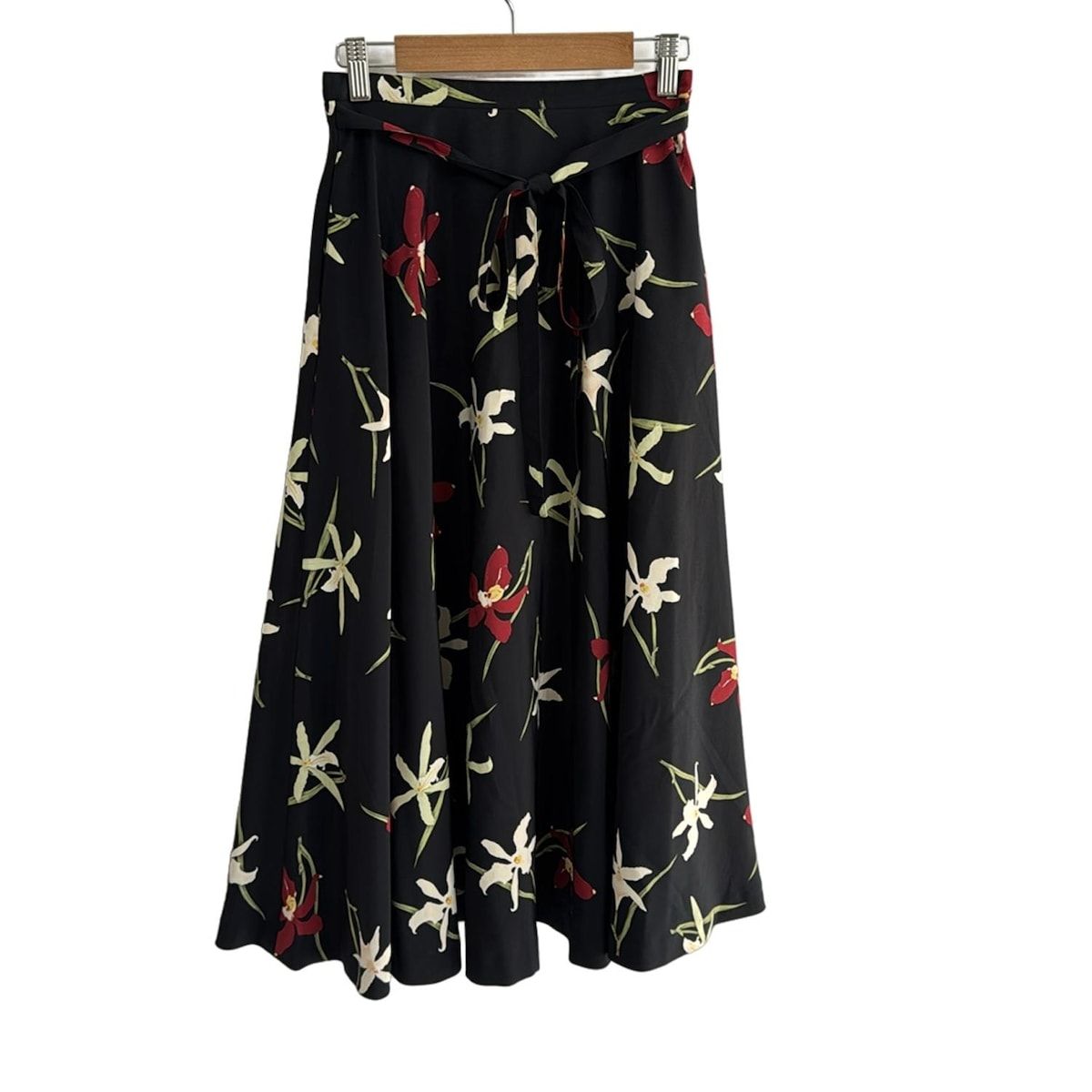 INGEBORG 七分袖ワンピース　赤花柄ベルト付 2026年最新】INGEBORG カラー：レッド系 長袖・七分袖の人気アイテム