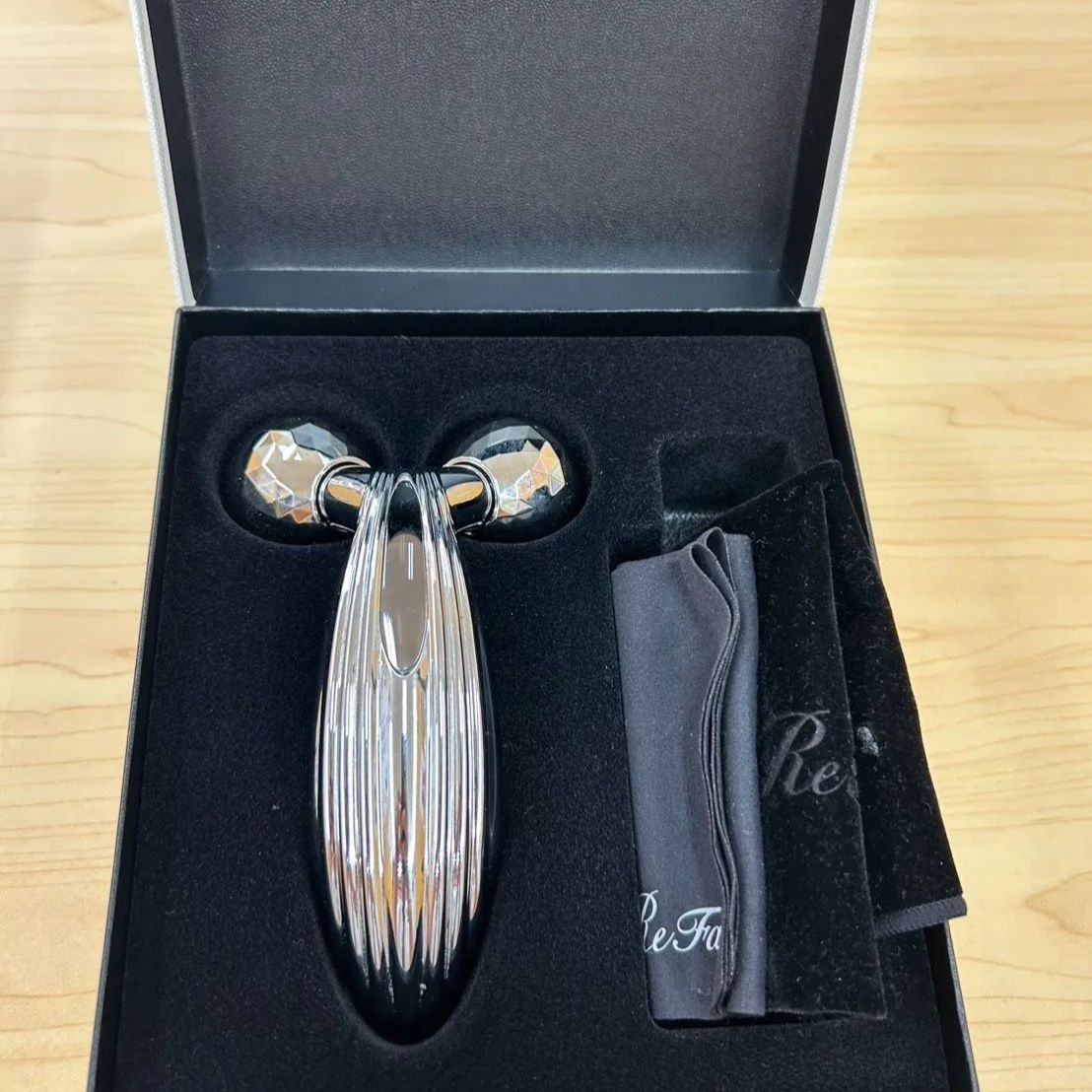 ◎【✨美容器具✨】美顔器 リファ カラットレイ 備品 箱 説明書 証明書
