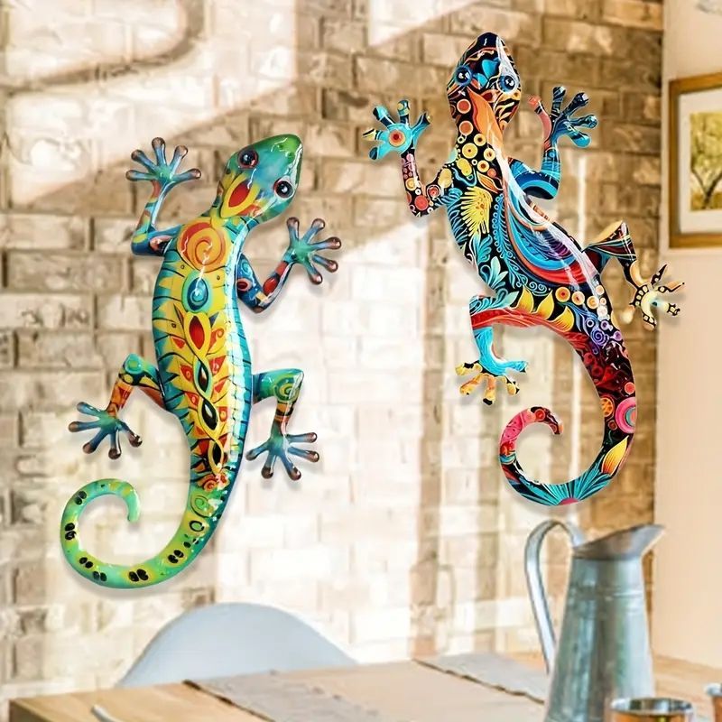 魚壁飾り　ワヌケヤッコ成魚［額装］ 金魚の日本刺繍 立体的な刺しゅうを上から覗き込む視点で