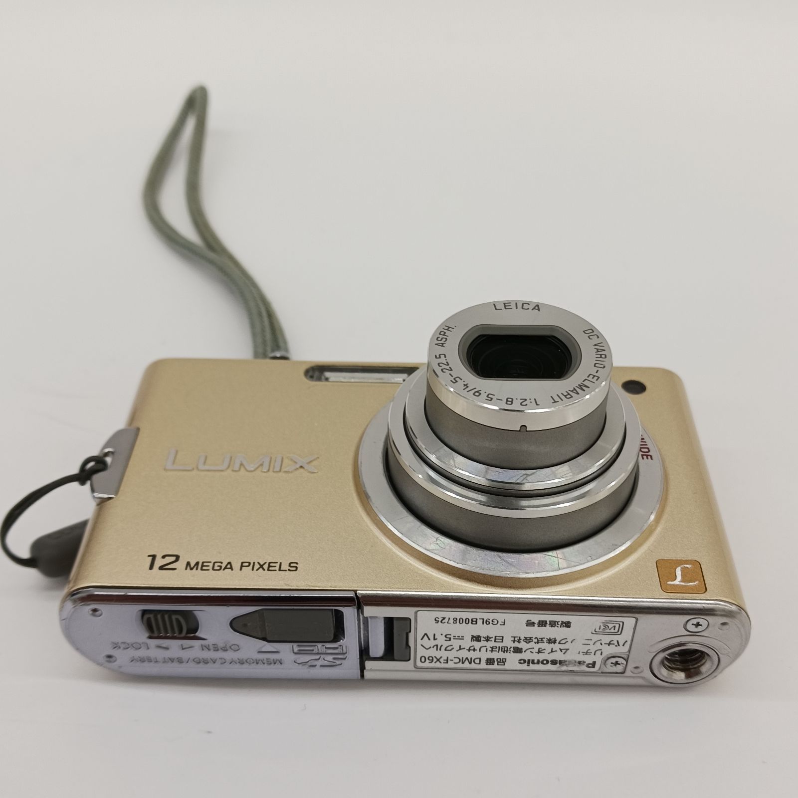 Panasonic LUMIX DCM-FX60ゴールド Panasonic LUMIX FX60 ゴールド