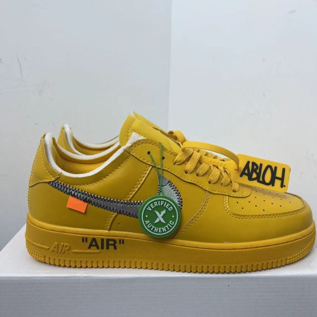 新品未使用 ナイキ OFF-WHITE x Nike Air Force 1 Low Lemonade  メンズ スニーカー