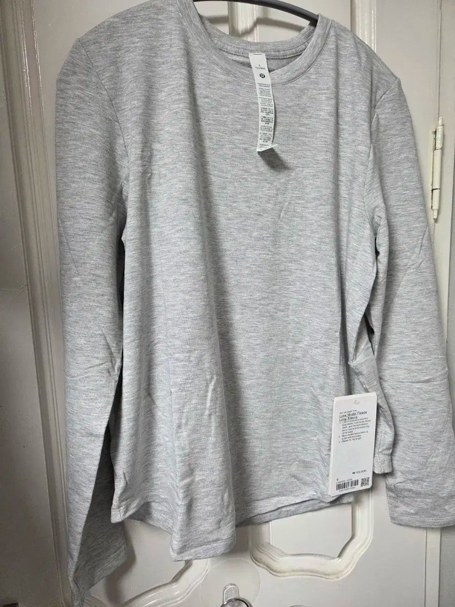  lululemon ルルレモン 長袖 Tシャツ グレー 6 8 サイズ 長袖 Tシャツ カットソー