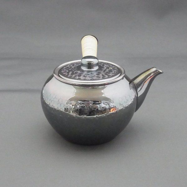 イ895 急須『いぶし銀　燻銀　湯注　湯沸　薬缶』茶道具 いぶし銀急須(高岡銅器) イ895 急須『いぶし銀 燻銀 湯注 湯沸 薬缶