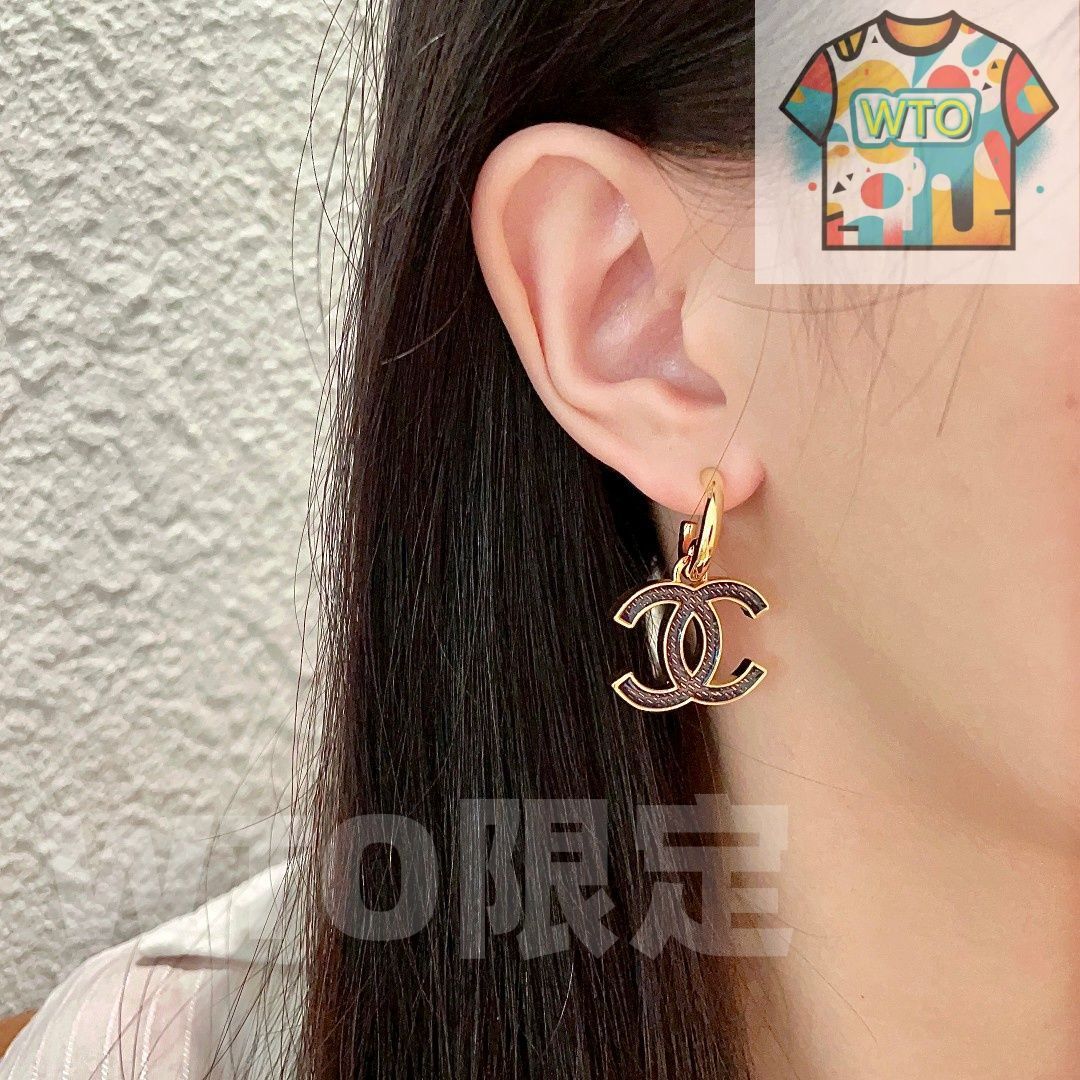 今日WTO】Chanel ヴィンテージ アルファベットピアス 送料無料