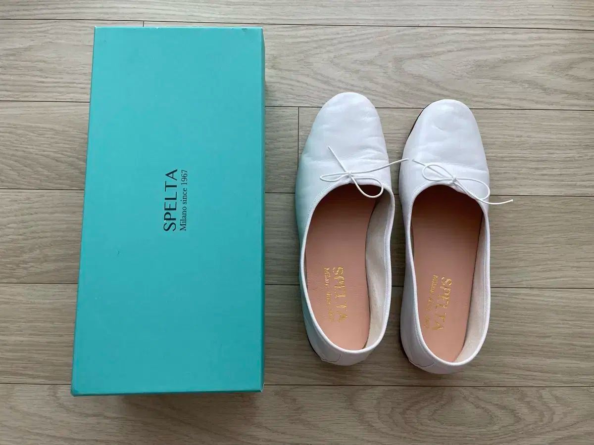 トゥモローランド スリッポン フラットシューズ38 ギャルリーヴィー