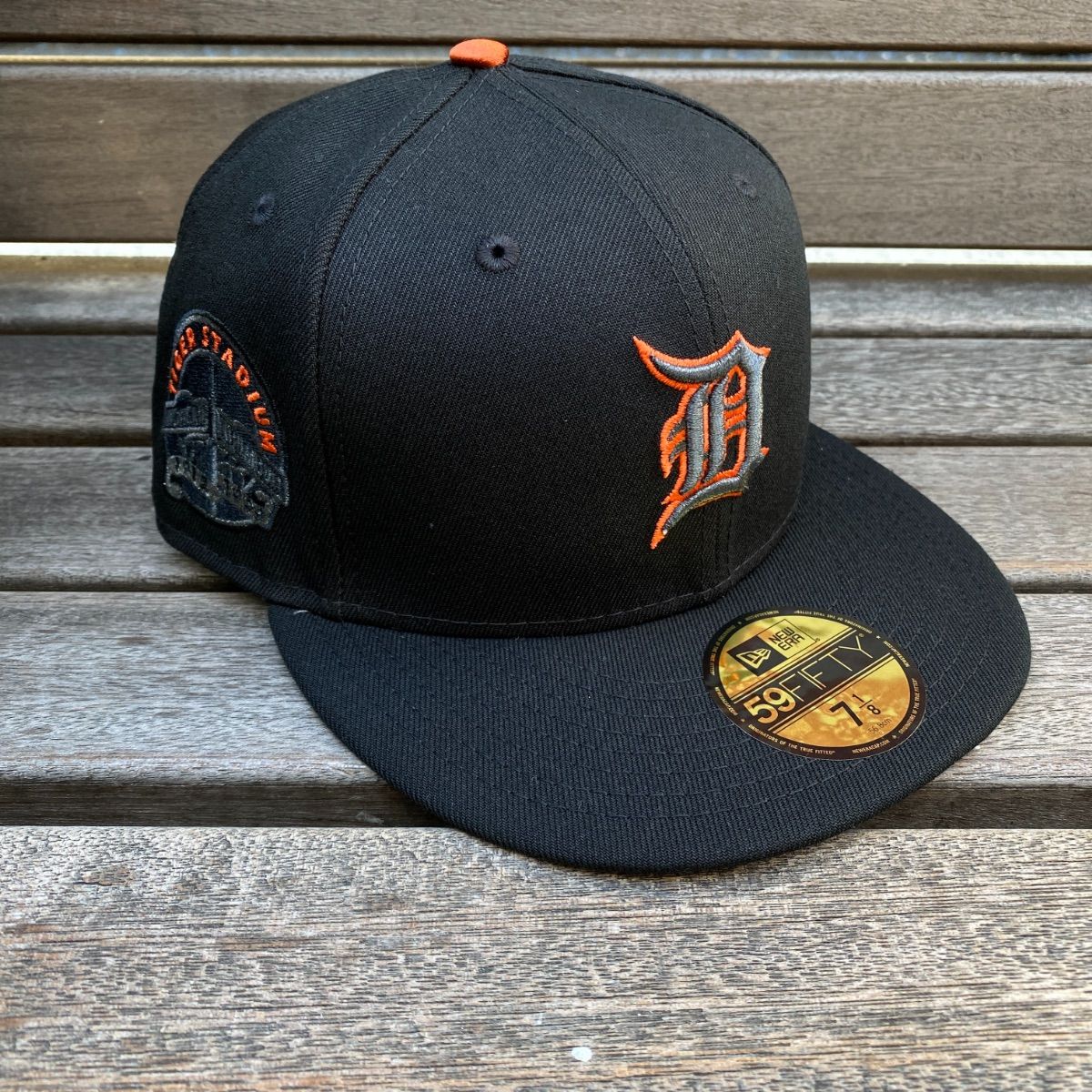 〈美品〉【US限定】ニューエラ × Detroit Tigers キャップ NEW ERA ニューエラ キャップ 海外限定 59FIFTY MLB Detroit