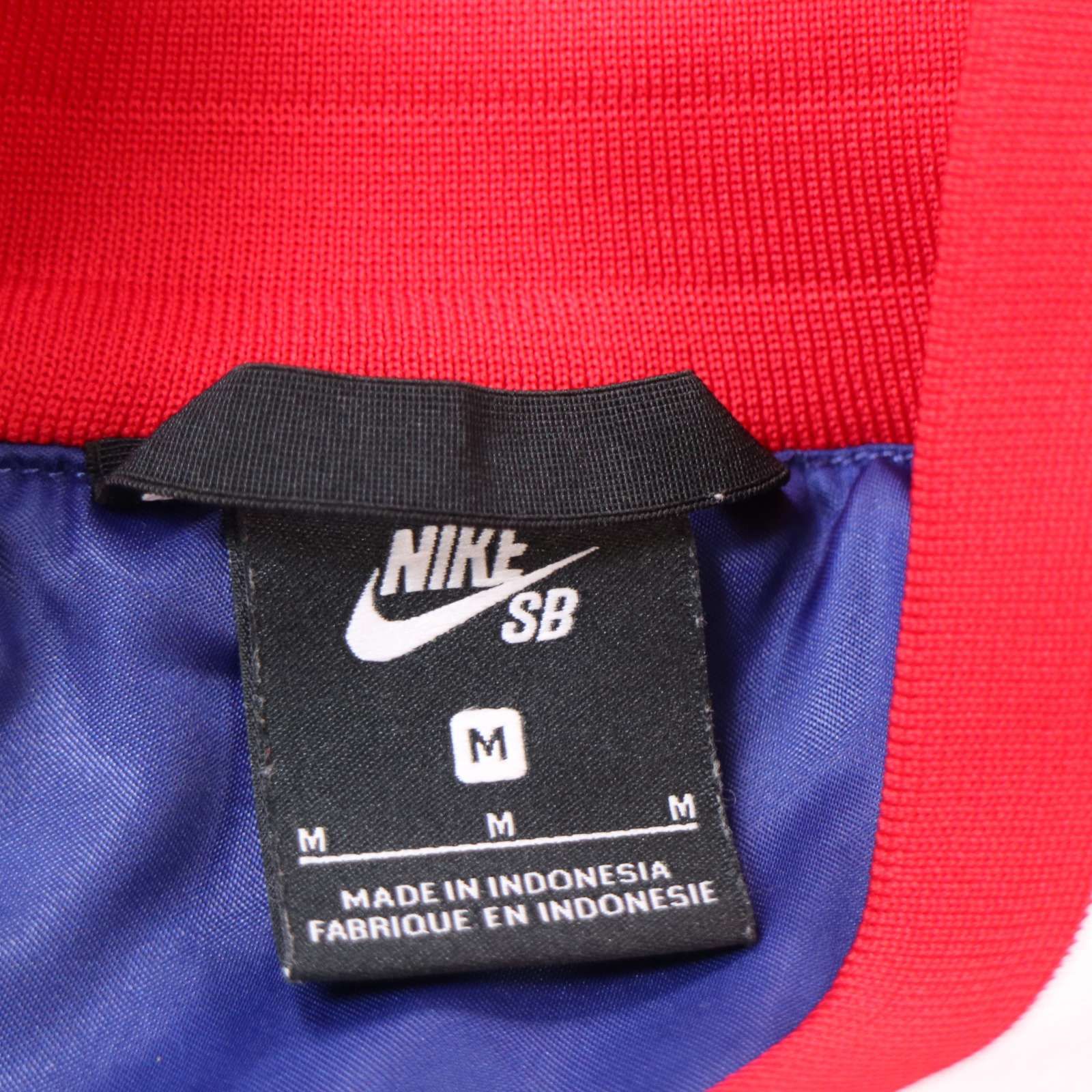 美品☆ NIKE SB ナイキ スケートボード AH3393-455 秋冬 中綿 美品☆ NIKE SB ナイキ スケートボード AH3393-455 秋冬 中綿