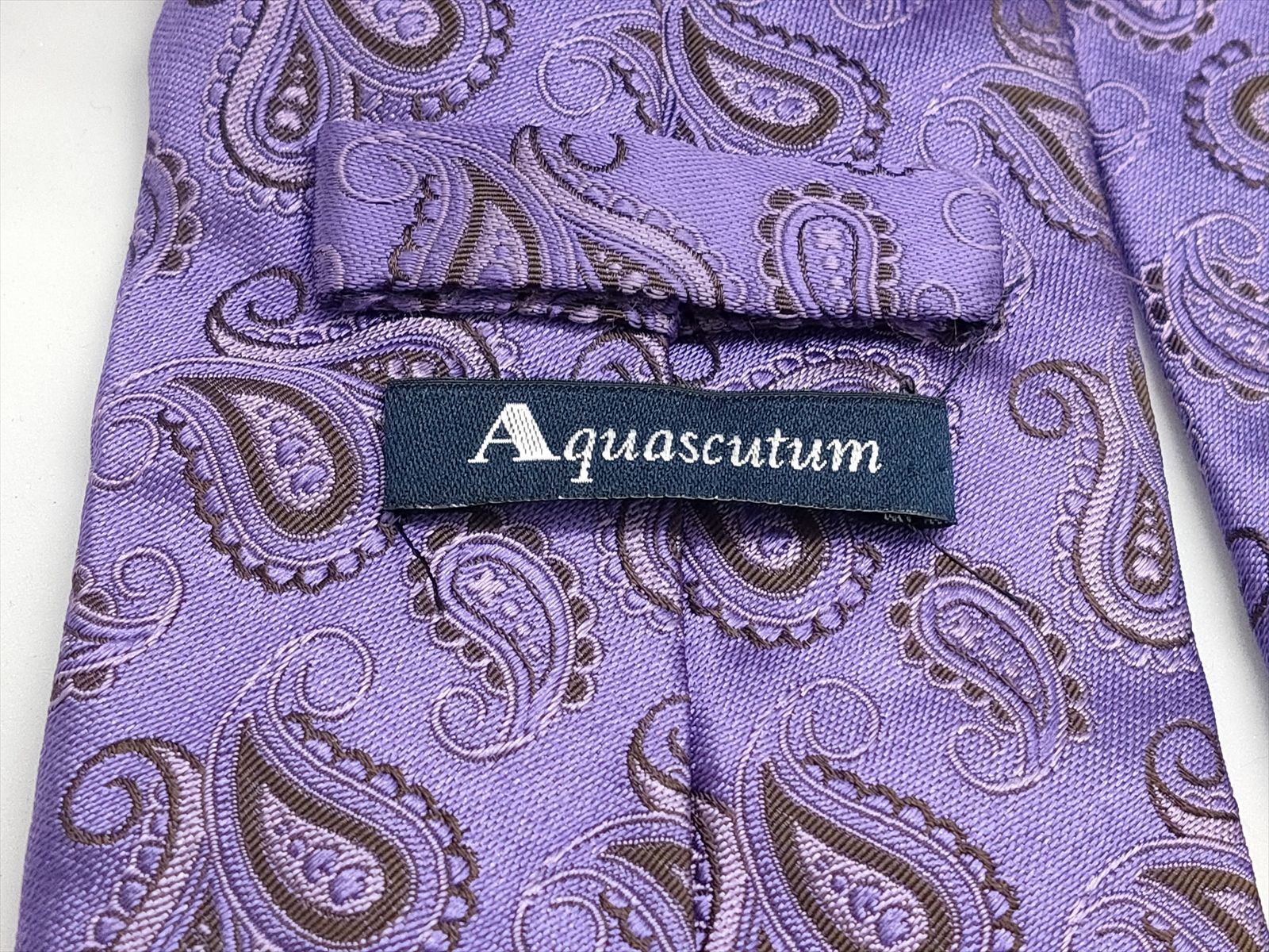 新品】Aquascutumダークパープル ペイズリー柄 ネクタイ Aquascutum
