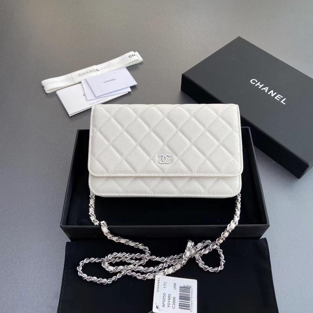 CHANEL ショルダーバッグ サコッシュ｜ ｜