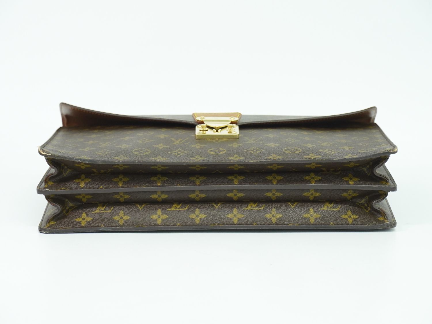 本物 ルイヴィトン LOUIS VUITTON LV セルヴィエット コンセイエ 