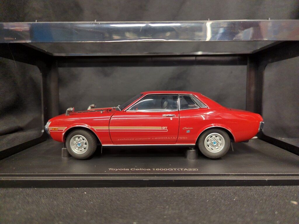 AUTOART 1/18MILLENNIUM TOYOTA CELICA 1600 GT(TA22/RED) 78783