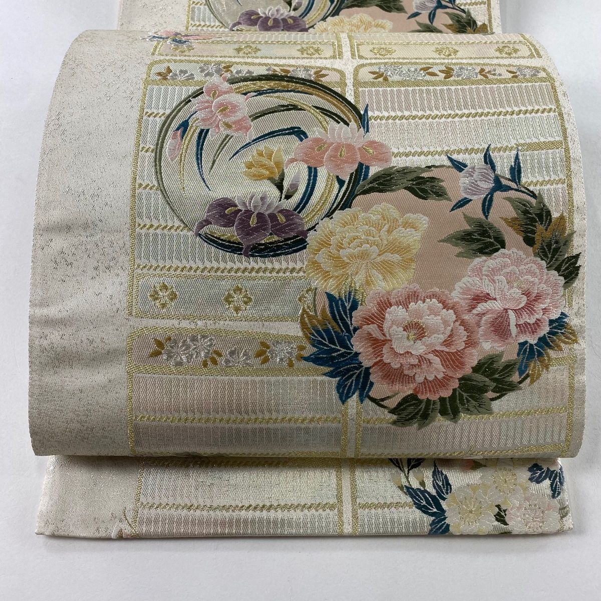 袋帯 秀品 花丸文 蝶 金糸 箔 クリーム 六通 正絹 【中古