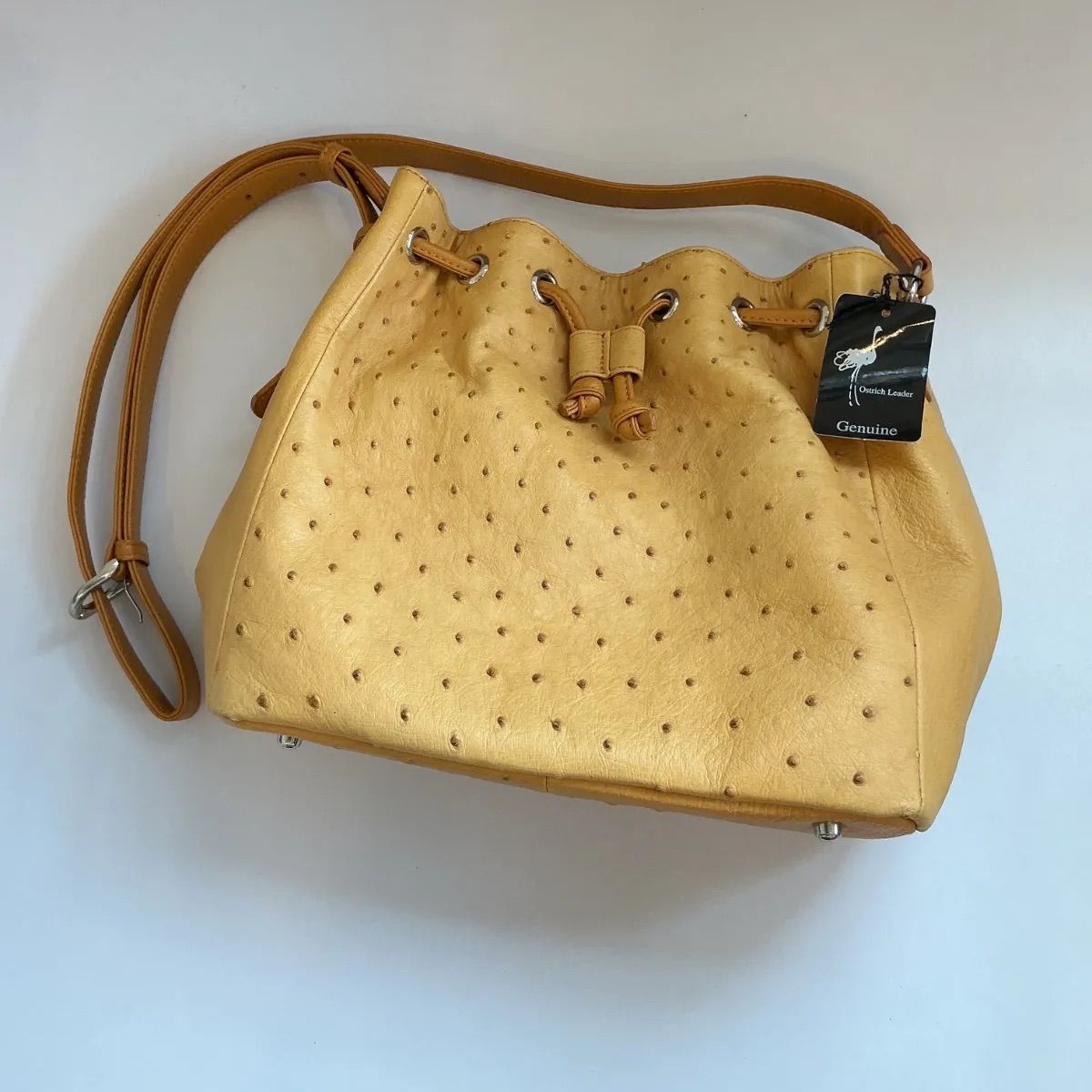 オーストリッチレディースバッグ 本物のオーストリッチでこの値段