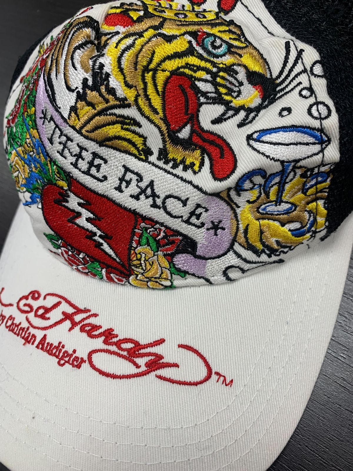 新品 未使用 BoA×Ed Hardy コラボキャップ 希少レア エドハーディー Ed Hardy エドハーディー ×BOA コラボキャップ 刺繍デザイン 帽子