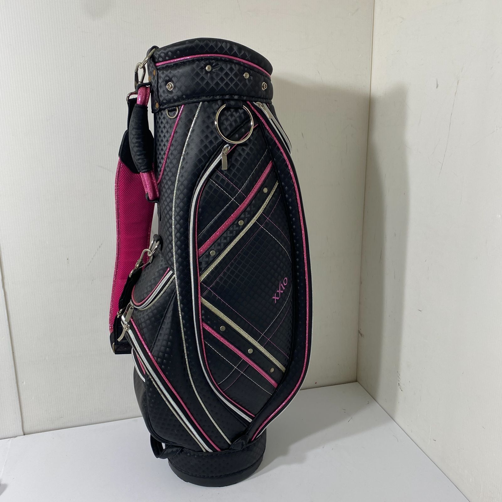 新品未使用 オムニックス スタンドバッグ カモ/ピンク 8.5型 新品未