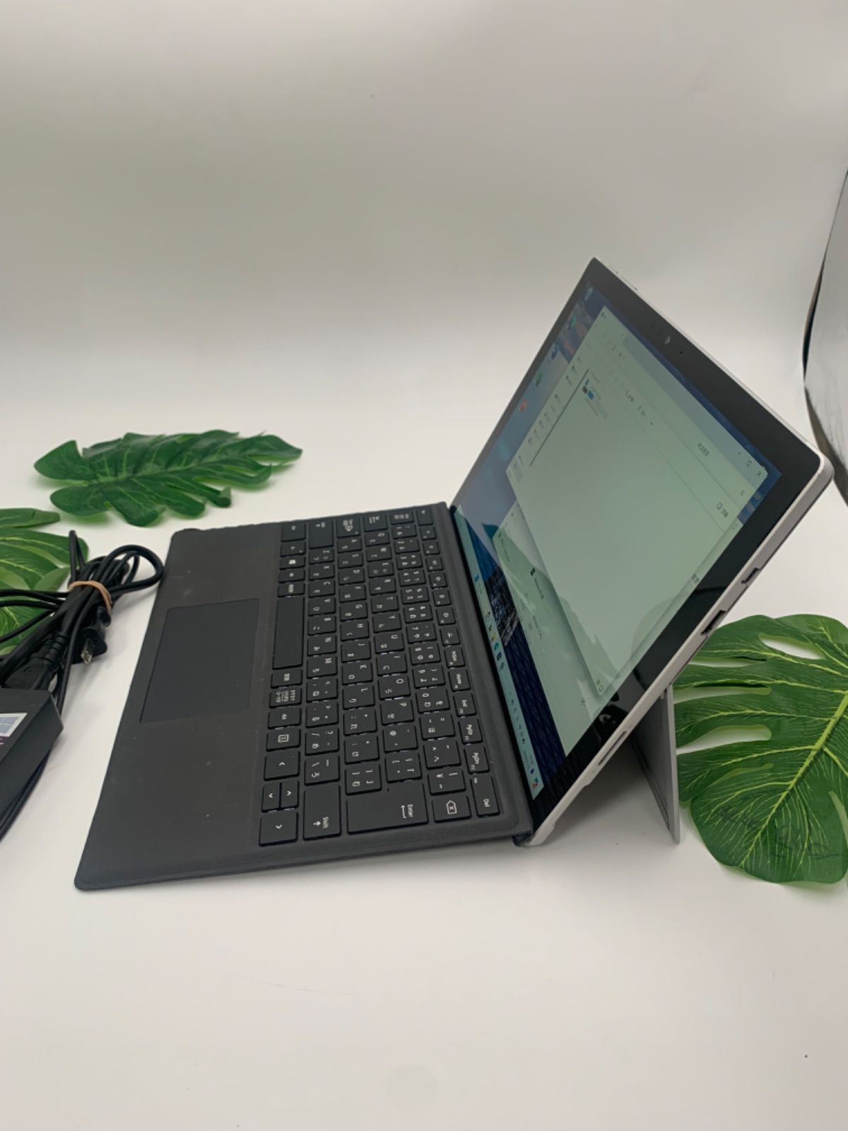 Microsoft's Surface Pro 6 1796 Core i5 8350U メモリ8GB
