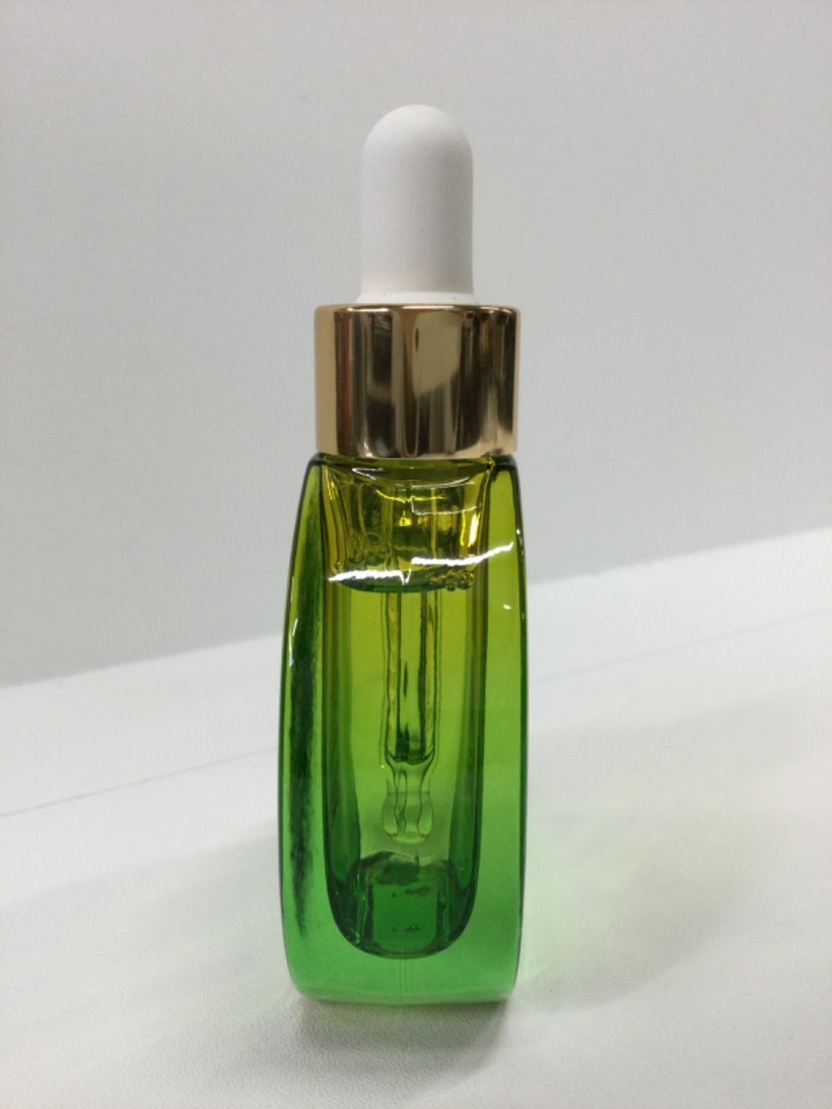 ヴィオテラスC＋クリアセラム 楽天市場】ヴィオテラス C+ クリアセラム 20ml 発酵コラーゲン