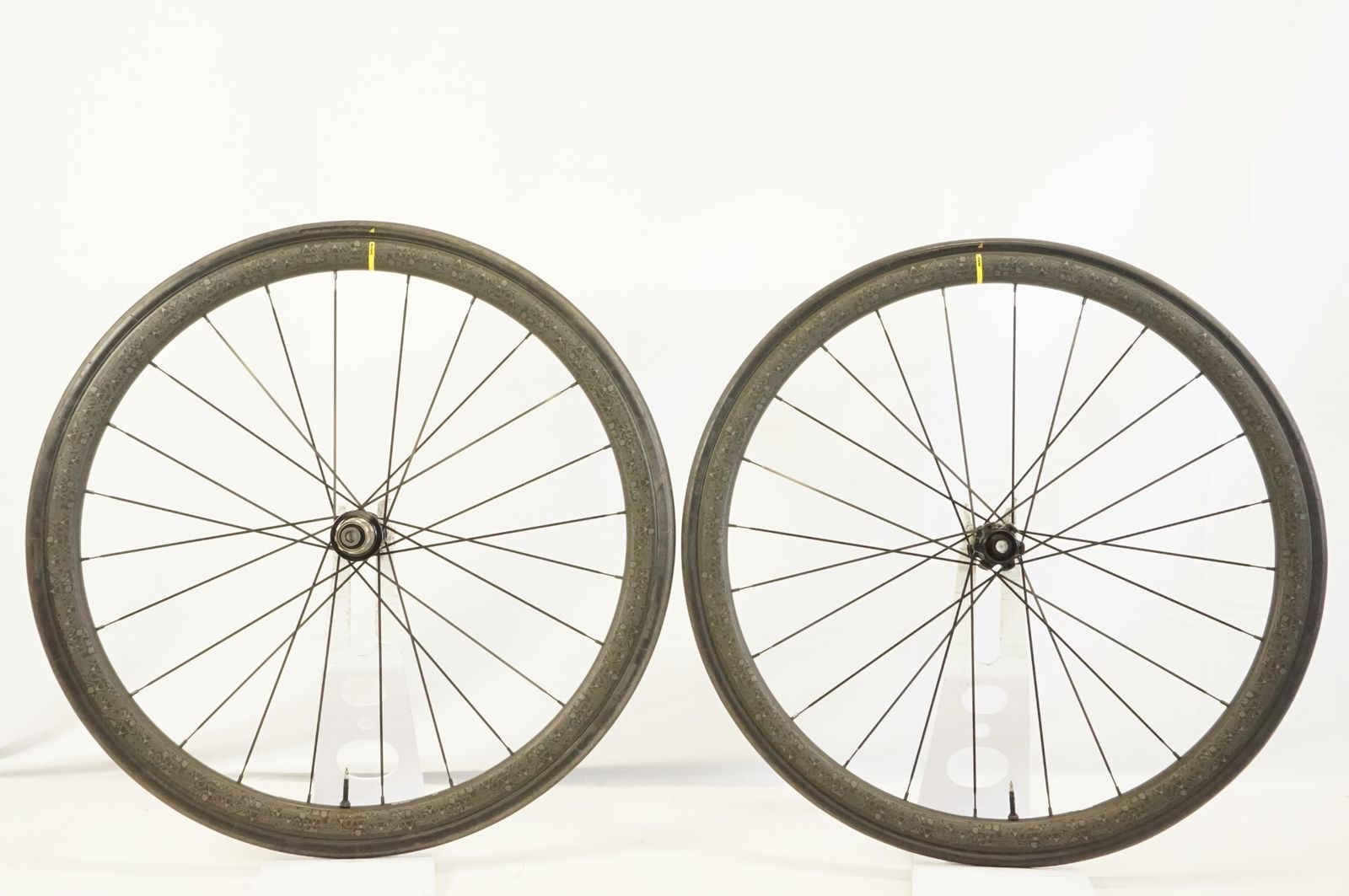 キシリウムプロ UST ディスク　シマノ11速　値下げしました。 MAVIC 「マビック」 KSYRIUM PRO UST DISC シマノ11速 ホイール