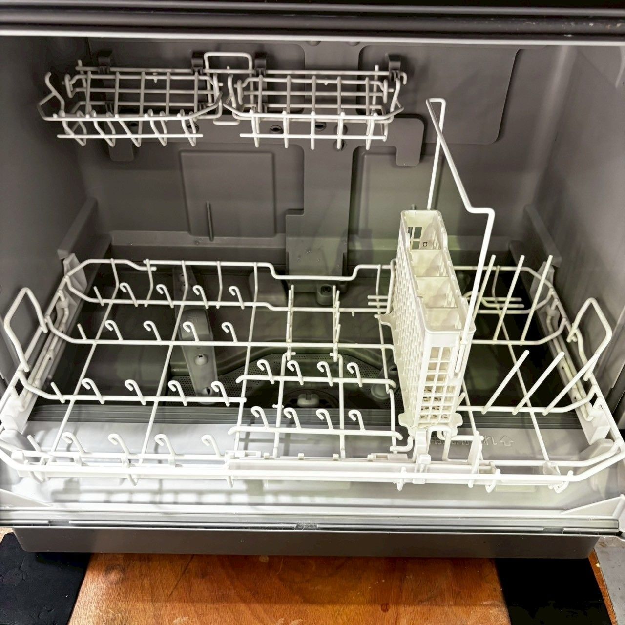 食器洗い乾燥機 スチールグレー