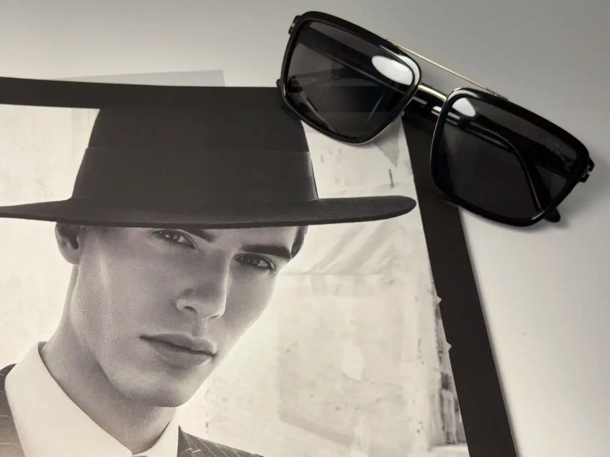 TOM FORD トムフォード TOM FORD イタリア ブランド品 ツーブリッジ サングラス 0204