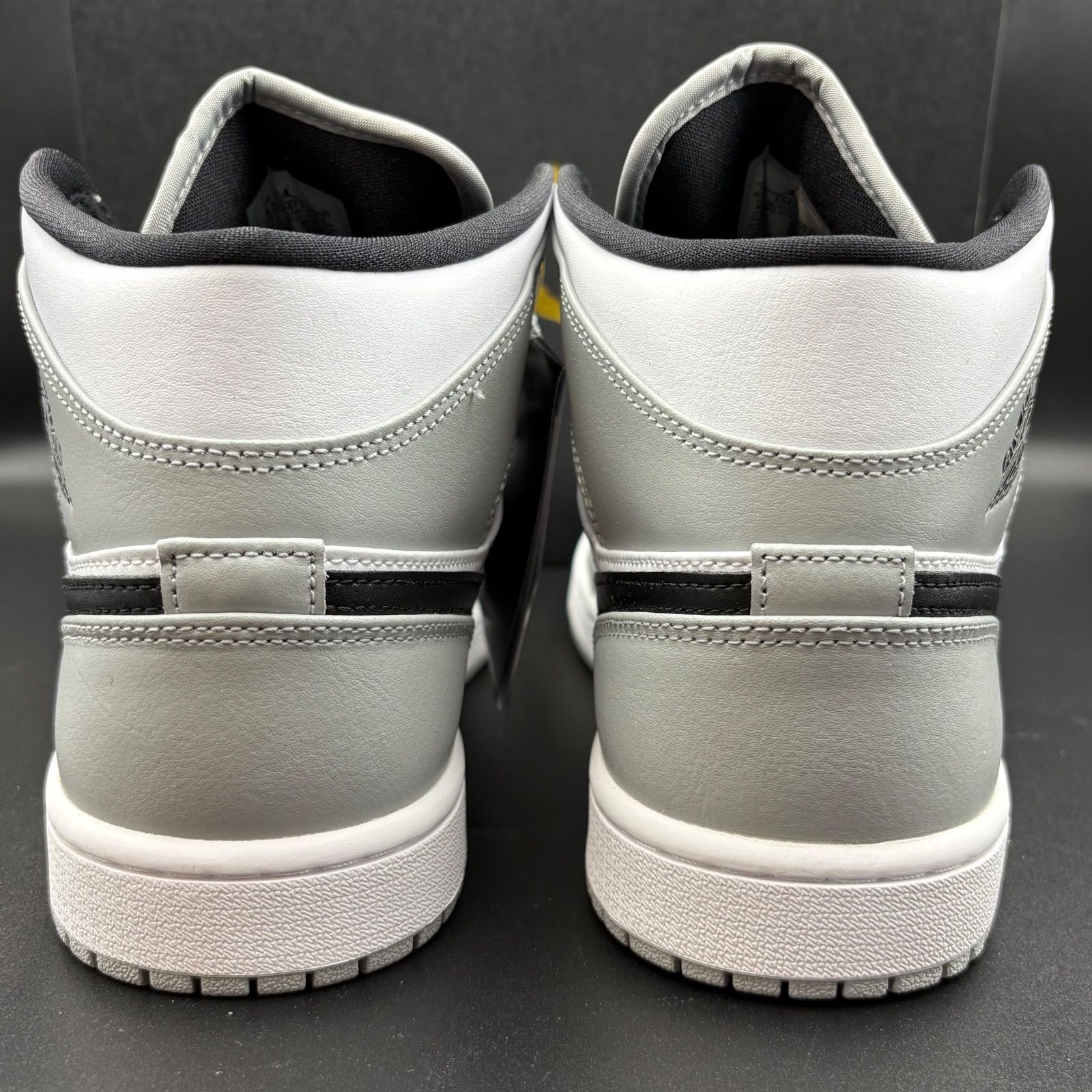 新品未使用　ナイキ エアジョーダン1 ミッド ライトスモークグレー　26.5 Amazon | [ナイキ] エアジョーダン 1 ミッド AIR JORDAN 1 MID