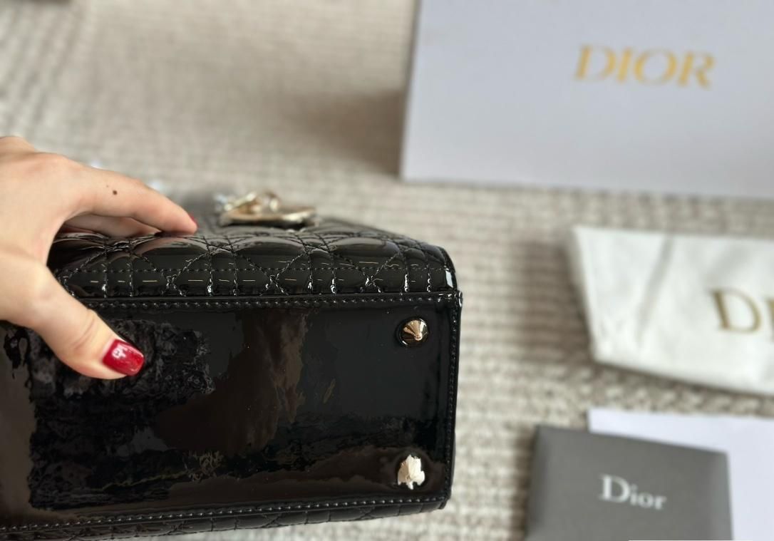 Dior   ディオール    カナージュ パテント バッグ   ハンドバッグ