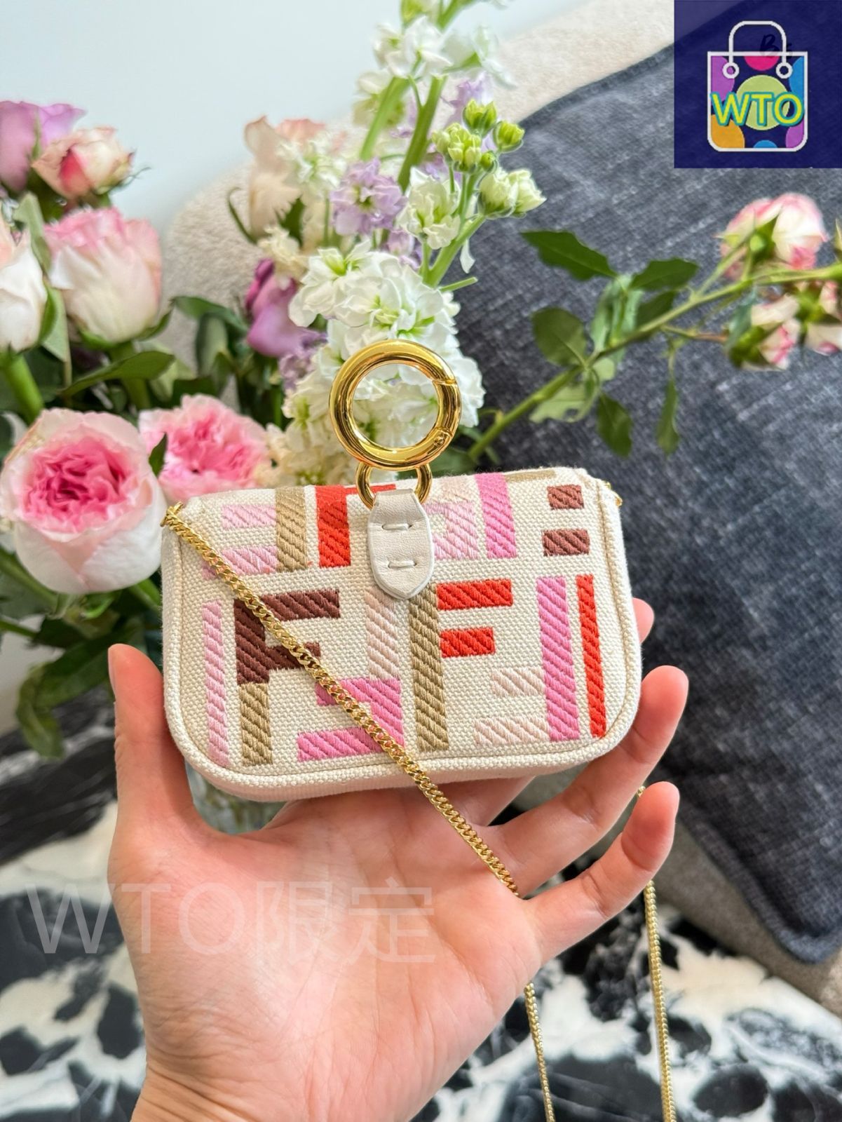  FENDI カラフル ミニ バゲット - 10 cm チャームサイズ -WT 0輸入 ハンドバッグ バッグ