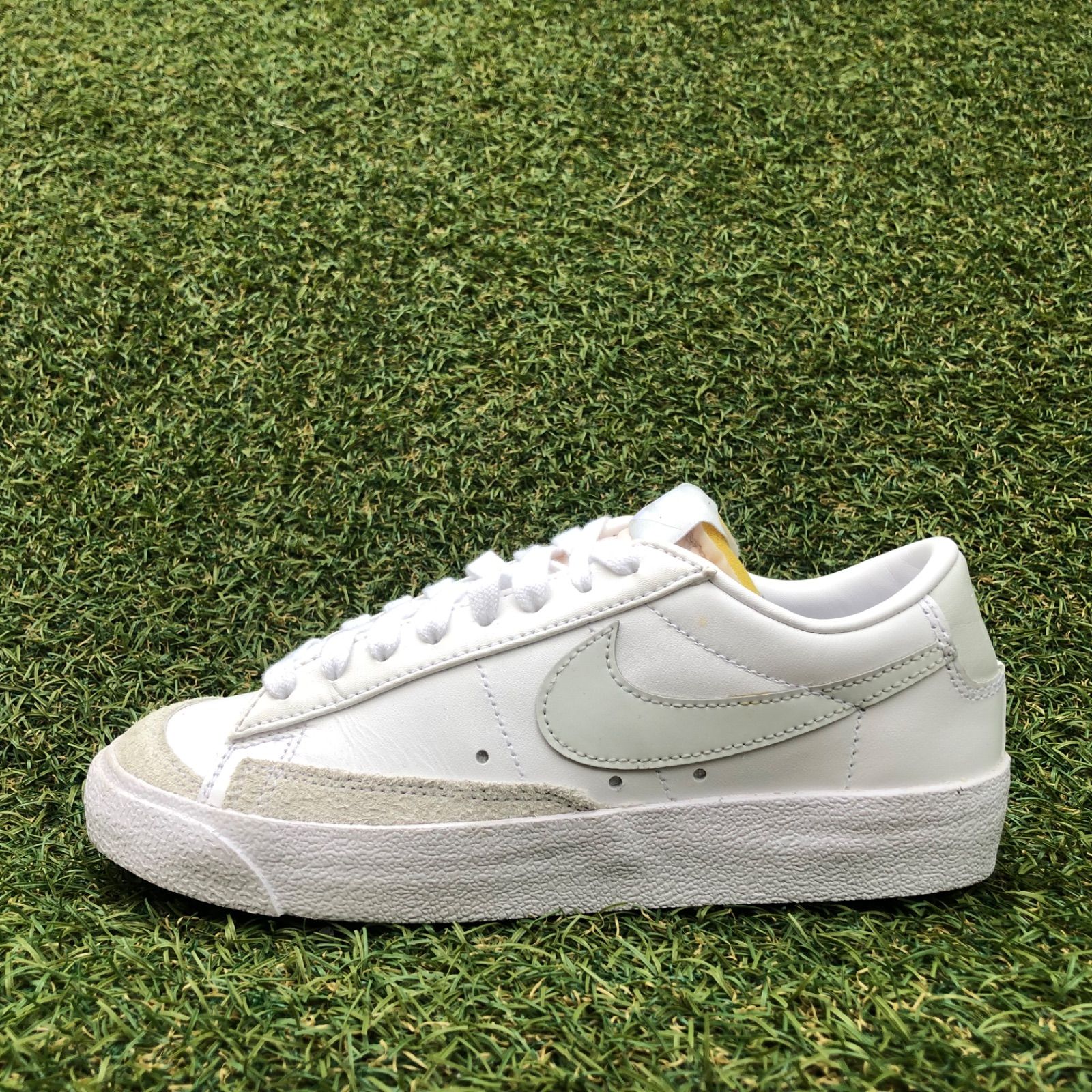 美品22.5 NIKE BLAZER LOW '77 ナイキ ブレザーHT450 - メルカリ