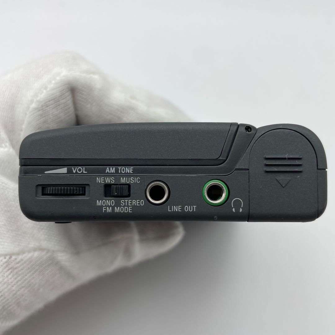SONY ICF-SW100S 後期型ワールドバンドレシーバー 箱・付属品あり SONY ICF-SW100S 後期型ワールドバンドレシーバー 箱・付属品
