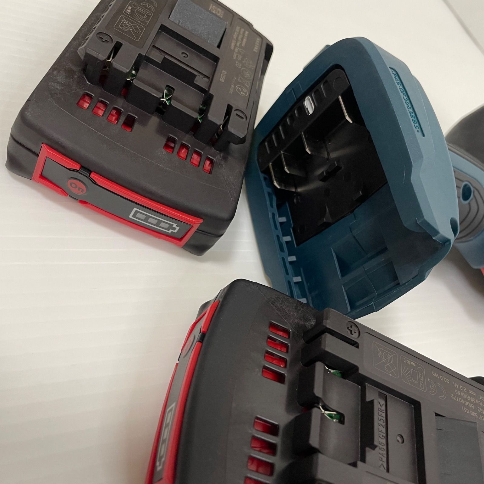 2.0Ahバッテリー2個