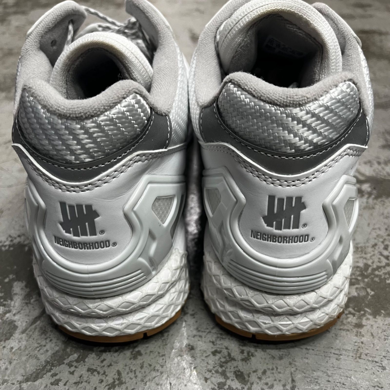 UNDEFEATED NEIGHBORHOOD ADIDAS コラボ スニーカー ZX8000 アンディ
