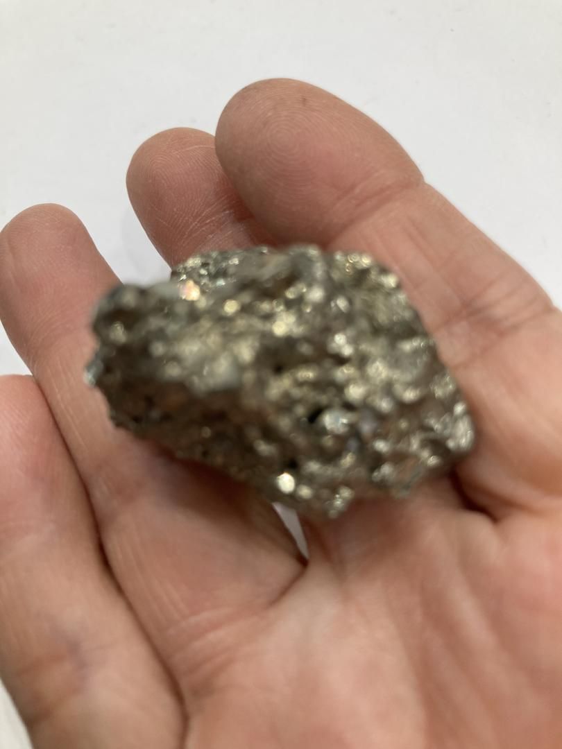 E29534】 黄鉄鉱 パイライト pyrite ペルー 天然石 鉱物