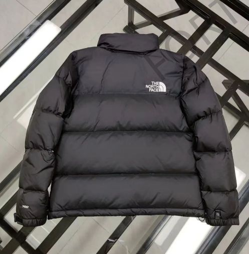 早い者勝ち 即購入OK！THE NORTH FACE 1996 Retro Nuptse Jacketノースフェイスヌプシダウンジャケット  700フィルのダウン ブラック 新品未使用 - メルカリ