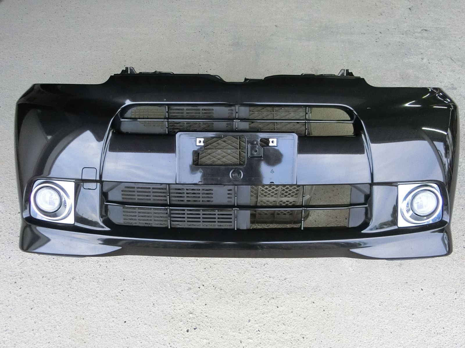 タントカスタム L375S フロントバンパー X07