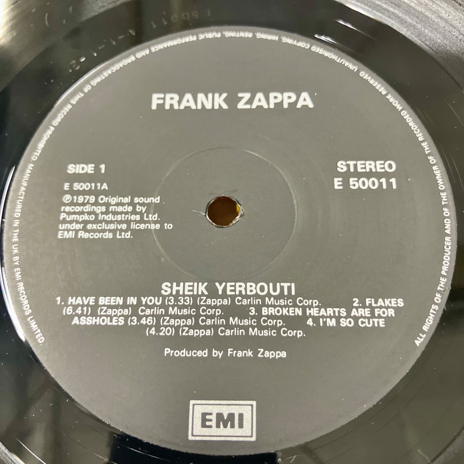 Frank Zappa & The Mothers Of Invention（フランク・ザッパ＆ザ・マザーズ・オブ・インヴェンション）『One  Size Fits All』未発表トラック満載の50周年記念エディション - TOWER RECORDS ONLINE フランク・ザッパ(Frank Zappa)　- Sheik Yerbouti - EN5001 - UK盤2枚組LP