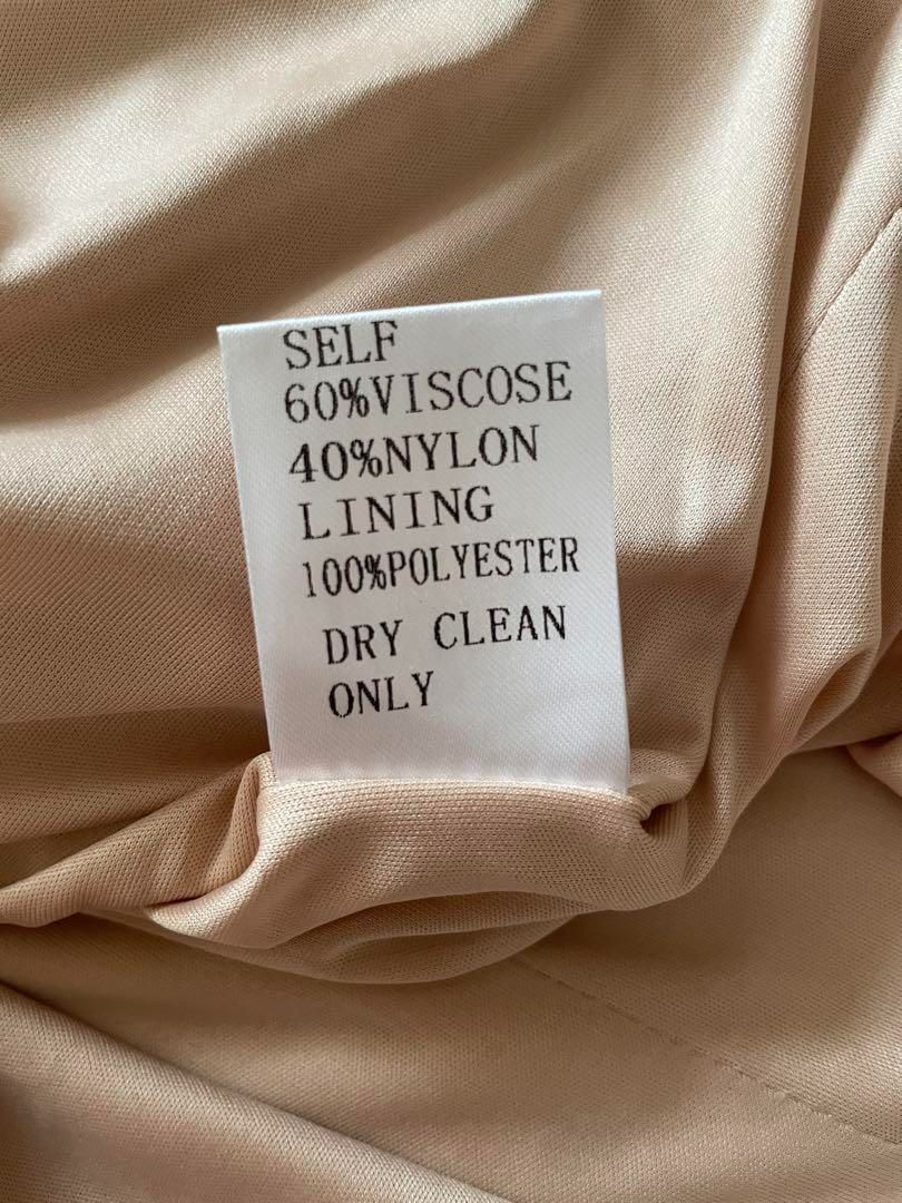 新品◇TADASHI SHOJI タダシショージ 上品ゴールドピンクベージュお花
