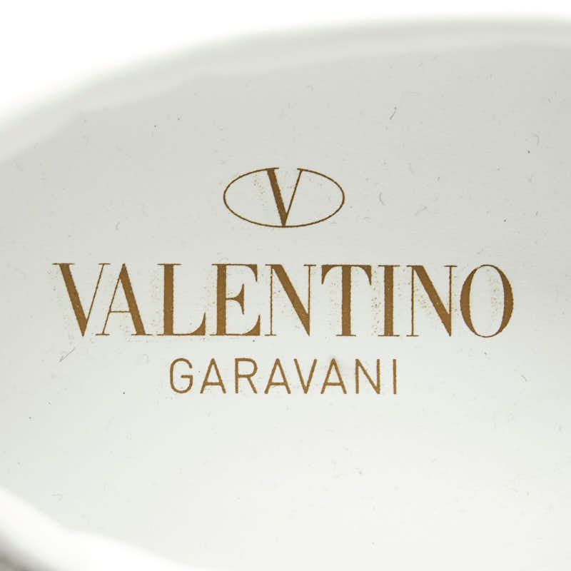 ヴァレンティノ ロックスタッズ パンチング ローカット スニーカー  