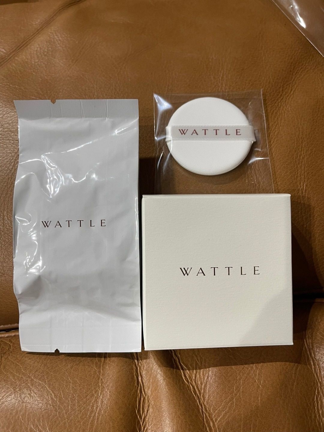 wattle クッションファンデーション ナチュラルベージュ　(H.K.S.S)