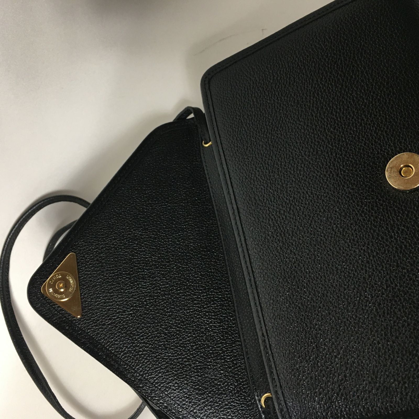 2505-320｜美品｜イヴサンローラン ショルダーバッグ ブラック