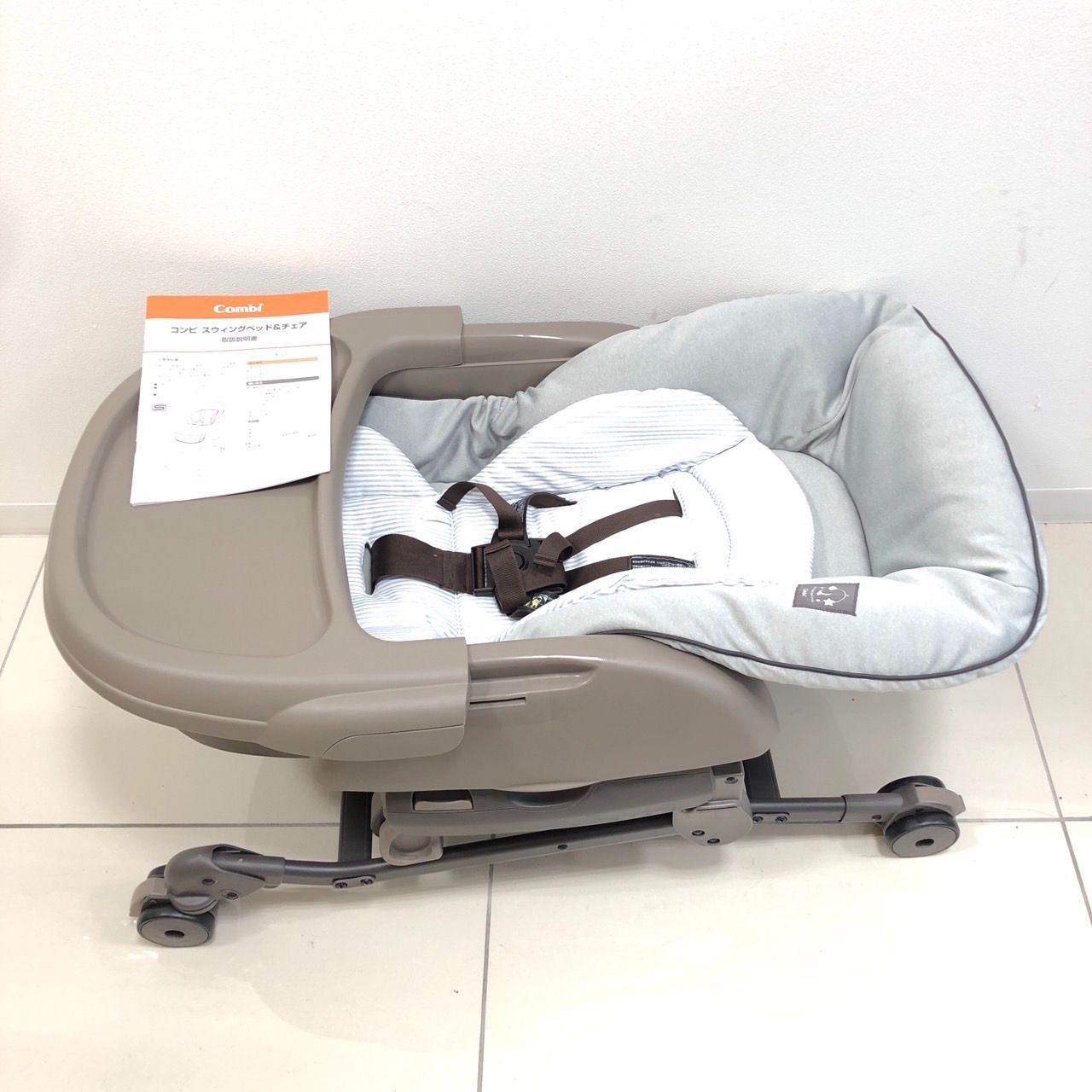Combi スウィングベッド＆チェア ハイローチェア 手動ネムリラ Combi コンビ ネムリラ AUTO SWING Simplight (マーブルグレー) ハイ