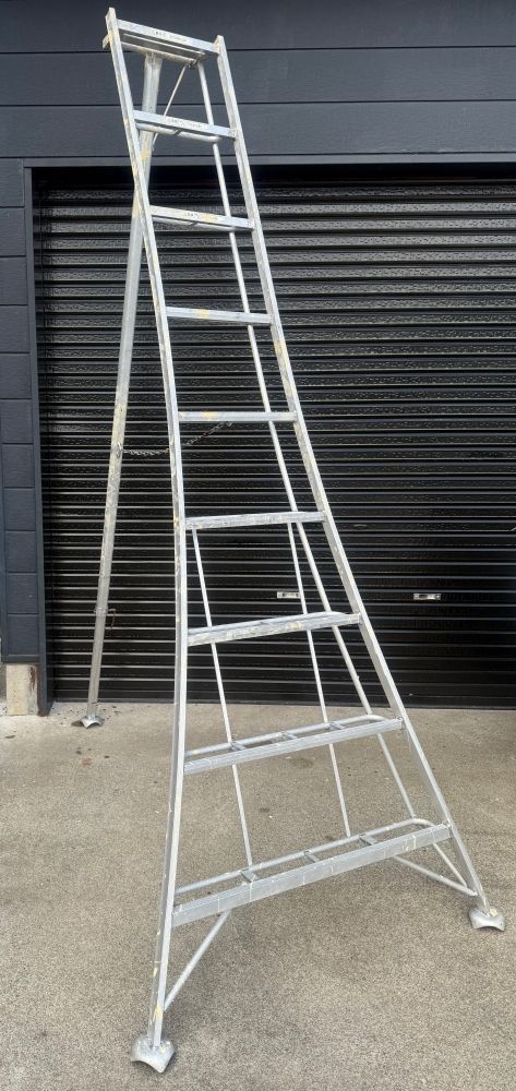 ◆◆◆お引き取り 配送不可◆◆◆アルミ製 三脚脚立9段 果樹園用 庭木剪定用 品