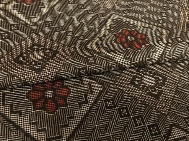 平和屋着物●本場大島紬　龍郷絣　正絹　逸品　AAAX0719zg 平和屋着物○本場大島紬 龍郷絣 正絹 逸品 AAAX0719zg - メルカリ