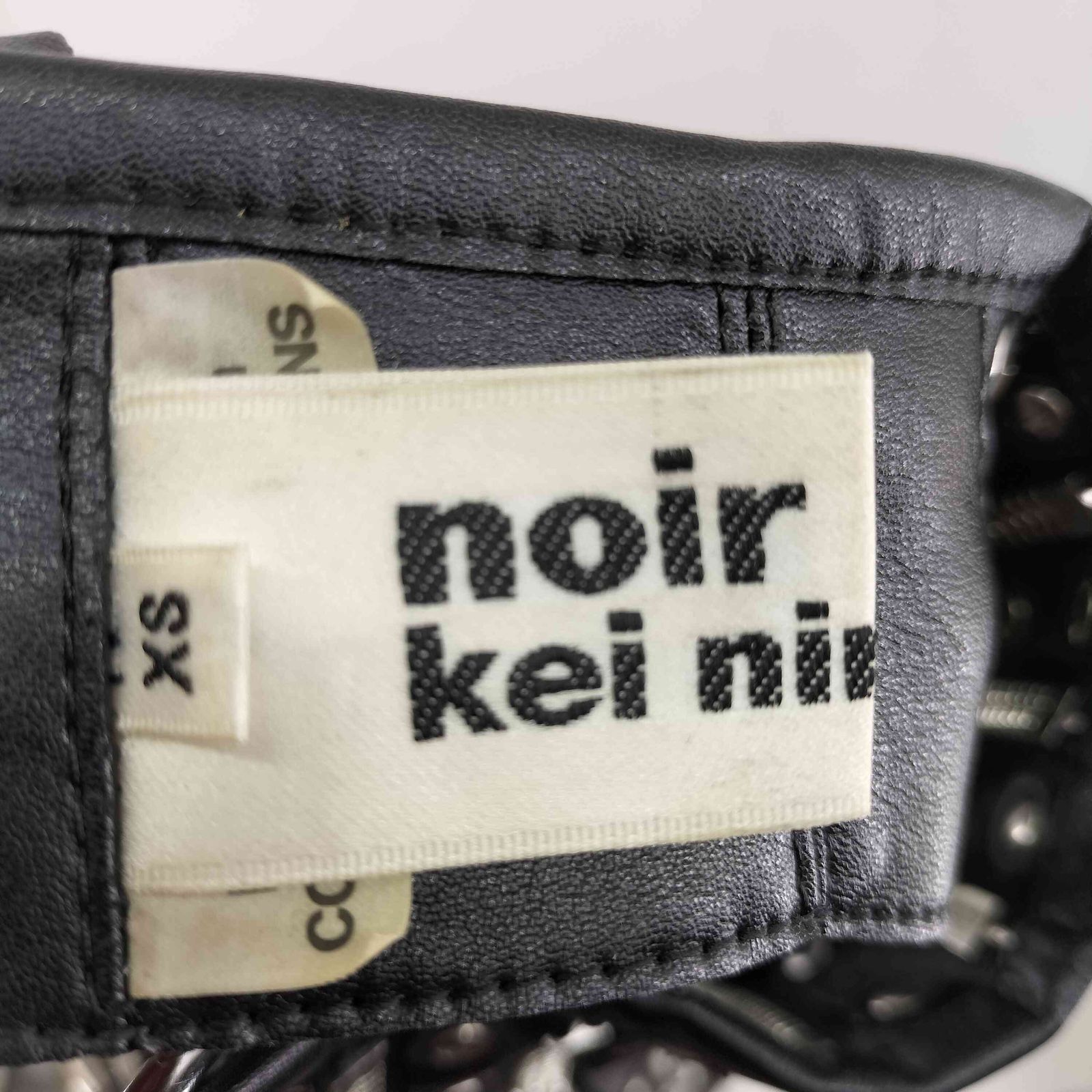 ノワールケイニノミヤ noir kei ninomiya 22AW クロスストラップ