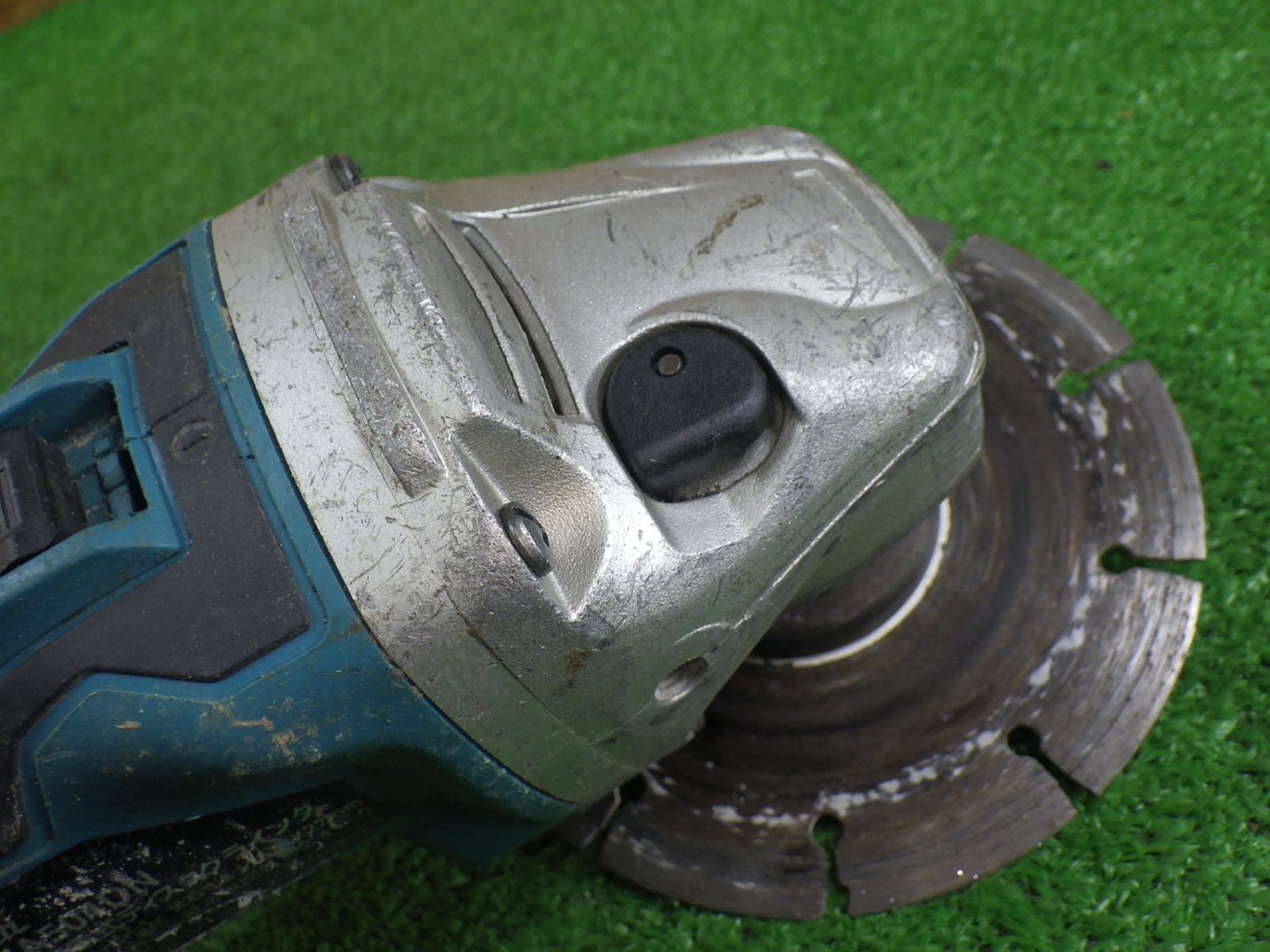 18Vタイプ マキタ 125mm ディスクグラインダー GA504DN 本体のみ 充電式 電動工具 makita 品 HRDEVELOPMENT_JP